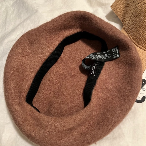 Two ZARA hats - Picture 4 of 4